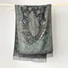 Bufanda Jacquard Floral Étnica con Borlas para Mujer Otoño Invierno Atmósfera Retro Fotografía de Viaje Doble Uso Cálida Bufanda Grande