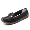 Sapatos femininos plus size transfronteiriços novos sapatos de feijão de sola macia sapatos baixos casuais femininos leves slip-on sapatos de mãe