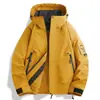 Chaqueta Tres en Uno Súper Elegante de Nuevo Estilo 2025 para Hombres y Mujeres, Resistente al Viento e Impermeable para Exteriores, Desmontable