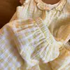 Pijama de tirantes a cuadros amarillo dulce para mujer, shorts de tirantes de verano, conjunto de encaje, estilo coreano, estilo simple, ropa de casa que se puede usar afuera
