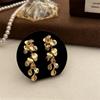 Pendientes de borlas de flores con temperamento europeo y americano para mujer, de alta gama, con personalidad exagerada, de nicho, ligeros, de lujo, de estilo extranjero, de metal, Yiwu
