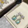 Versa Nuevo Seiko Lujo Ligero Gama Alta Pendientes Colgantes para Mujer Chapado en Oro Micro Incrustación Cristal Verde Moda Color Versátil Pendientes Pálidos