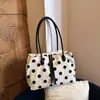 Bolsa de Gran Capacidad para Mujer 2026 Nueva Moda Bolso Tote de Nicho para el Trabajo y los Viajes Cotidianos Bolso de Hombro Casual Elegante y Único