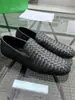 Zapatos Nuevos Europeos para Pareja Moda Casual Mocasines Tejidos Transpirables Resistentes al Olor Versátiles Cómodos Zapatos Unisex