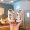 Zapatos de bebé para niñas, zapatos de princesa, nuevas sandalias de estilo coreano de primavera, zapatos de playa, zapatos de suela blanda para niños pequeños