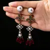 Pendientes Retro Vintage Franceses de Cristal Rojo y Perla con Borlas Largas de Flor de Iris Estilo Antiguo y Pendientes de Lujo Ligero