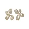 Aretes de plata bañados en oro real de 18k con aguja de plata, con diamantes brillantes, diseño de mariposa y flor, aretes elegantes y lujosos de alta gama