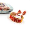 Europeo y Americano Nuevo Letra Bordada Joyería de Mano Estilo Bohemio Tejido Borla Cinta Pulsera AMOR Banda para la Muñeca