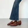 Zapatos de tacón alto de punta cuadrada estilo francés, zapatos nuevos de cuero de tacón medio para commuting, zapatos slip-on simples de cuero genuino para mujer