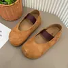 Sapatos femininos Mary Jane com sola grossa e que aumentam a altura, novidade do outono de 2026, sapatilhas elegantes com bico redondo e tira de calçar.