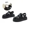 Sandálias Romanas 2026 Verão Nova Moda Versátil Sapatos Gaiola de Porco Que São Confortáveis para os Pés, Sapatos Femininos Planos Vazados Trançados