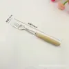 Juego de Cubiertos de Madera con Mango Creativo, Palillos y Cuchara Portátiles, Cubiertos para Estudiantes y Viajes, Cuchara y Palillos de Acero Inoxidable y Madera de Haya, Pieza Individual