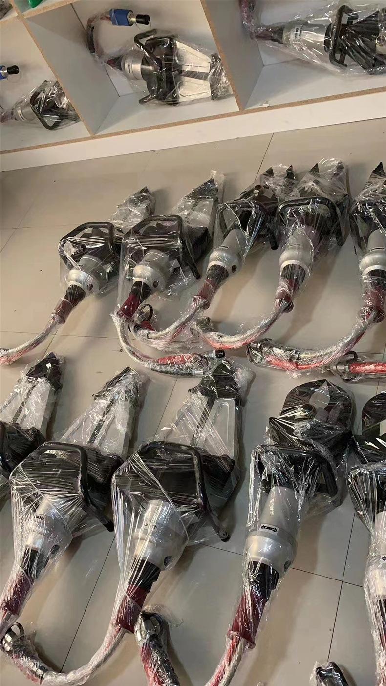 液压破拆工具组.jpg