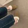 Chinelos de Pelúcia Únicos de Alta Qualidade para Mulheres, Super Estilosos de Inverno, Sapatos Preguiçosos tipo Birkenstock com Forro de Lã, Roupa de Exterior de Celebridade da Internet