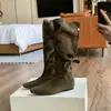 Coleção Outono/Inverno 2026: Novas Botas Longas Femininas Estilo Marrom Melard com Forro de Camurça Sintética e Efeito Emagrecedor