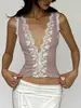 26 Nuevo Top de Tirantes Sexy con Encaje y Escote en V Profundo Estilo Europeo y Americano para Mujer, Corte Ajustado, Ceñido a la Cintura, Estilo Corto, Top sin Mangas Estilo Chica Picante