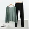 Conjunto de Duas Peças de Moda Casa Nova Primavera e Verão para Mulheres, Conjunto Casual de Camisa com Proteção Solar Solta Fina e Leggings