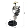 Candelabro de Ferro Vintage Pequeno Ornamento Criativo para Casa Estilo Europeu Romântico Suporte de Vela Adereço Chapéu de Palha Pastoral Decoração de Mesa