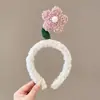 Diadema versátil y peculiar para otoño e invierno para mujer, diseño de corona alta para hacer que la cara parezca más pequeña, elegante y atractiva, accesorio para el cabello dulce y moderno