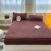 Funda de Colchón Impermeable de Algodón Cepillado, Protector Antideslizante y a Prueba de Orina para Colchón Simmons, Funda de Cama Antipolvo de TPU de Alto Volumen Transfronterizo