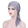 AliExpress nuevo gorro de punto de color liso con dos pompones de arco europeo y americano en stock