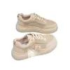 Zapatos de mujer con un tacto cómodo, zapatillas de maternidad para mujer, zapatillas de malla blancas transpirables con diseño hueco, verano 2026