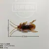 Uma variedade de acessórios de brinquedos de pegadinha de Halloween animais de simulação insetos aranha escorpião centopeia e outros brinquedos de pegadinha DIY