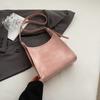 Bolsa Balde da Moda para Comércio Exterior para Mulheres 2025 Nova Bolsa Tira Colo Casual para Trabalho e Deslocamento Simples Versátil