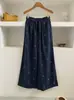 Calça casual feminina reta de perna larga azul marinho com estampa de floco de neve e diamantes, fina, cintura alta, para o verão de 2026, com um toque vintage relaxed