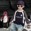 Camiseta de outono masculina com retalhos tricolores, nova 2026 estilo coreano moderna cool streetwear camada base blusa de puxar