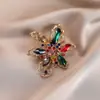 Broche Borboleta de Vidro de Luxo de Alto Padrão Transfronteiriço, Cristal Retro Incrustado com Diamantes, Elegante e Estiloso Broche para Blazer de Terno para Mulheres