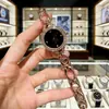 Nuevo Reloj Clásico Retro Estilo Francés de Nicho Compacto y Exquisito con Correa de Acero Koujia de Cuarzo para Mujer, Venta al por Mayor de Relojes de Gama Alta