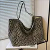 Bolso de Lona Estampado de Leopardo Transfronterizo 2026, Bolso de Mano Casual y Elegante, Bolso Tote de Hombro de Gran Capacidad Europeo y Americano para Mujer