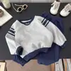 Conjuntos de Moda Versátiles de Primavera y Otoño para Niños y Niñas, Casual Holgado Dibujos Animados Tendencia Estilo Coreano Versátil Ropa Infantil al por Mayor