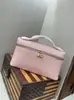 2026 Novo Estilo Bolsa Lancheira L19 com Padrão de Lagarto em Couro Bovino, com Acabamento de Alto Padrão, Pode Ser Usada como Bolsa de Ombro, Bolsa Transversal ou Bolsa de Mão