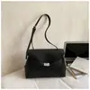 Bolsa Retro de Moda Transfronteiriça para Mulheres Inverno 2026 Nova Bolsa Versátil de Ombro Transversal Bolsa Tote de Alto Valor para o Dia a Dia