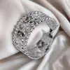 Anel Retro Francês de Aço Titânio para Mulheres, Luxo Acessível, Alta Qualidade, Não Desbota, Design Aberto Vazado, Ajustável, Anel Mais Vendido Europeu e Americano