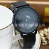 Versión Coreana del Nuevo Concepto Reloj sin Punteros Malla Plato Giratorio de Moda para Jóvenes Moda Correa de Acero Reloj de Comercio Exterior