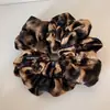 Acessório de cabeça com estampa de leopardo e flor, acessórios de cabelo para penteados altos da moda europeia e americana, texturizado, versátil, elástico grande, acessórios de cabelo para coque alto