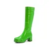 Novas botas femininas de cano alto estilo europeu e americano, emagrecedoras e versáteis, botas longas de salto alto em couro envernizado, botas longas de salto grosso em couro roxo brilhante