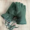 No inverno, enchimento de algodão manual ampliado e alargado é de menos 40 graus para manter o calor, à prova de frio e resistente ao desgaste, estilo antigo, verde militar, mão de algodão masculina