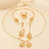 Conjunto de Joias Florais Ins Pingente de Flor Pequena Japonês e Coreano Criativo Estudante Luxo Acessível Flor Dourada Simples Joias de Luxo Acessível