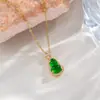 Acessórios de pingente de zircônia, disponíveis em uma variedade de estilos, oferecem um toque de luxo discreto.. Nós vendemos por atacado colares, brincos e outros acessórios, e também oferecemos opções de personalização e DIY.