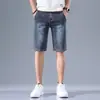 2026 Nuevos Shorts de Mezclilla Ligeros de Colores Claros de Verano para Hombre, Shorts Rectos Sueltos de Cinco Puntos, Pantalones de Verano de Longitud Media para Hombre