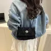 2025 Bolso de Hombro Nuevo Cadena de Mezclilla Flip Bolso Cuadrado Pequeño Calidad Personalizado Borde Crudo Rombo Moda Bolso Cruzado