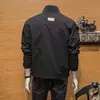 Jaqueta de trabalho masculina com gola alta e bolsos grandes para primavera e outono, jaqueta casual versátil de alta rua americana para jovens homens