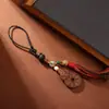 Colgante de Madera Estilo Étnico Tallado a Mano con Madera de Rayo y Motivos de Valle de Fantasmas de Montaña, Adecuado para Uso Personal, Colgante de Coche o Colgante de Bolsa