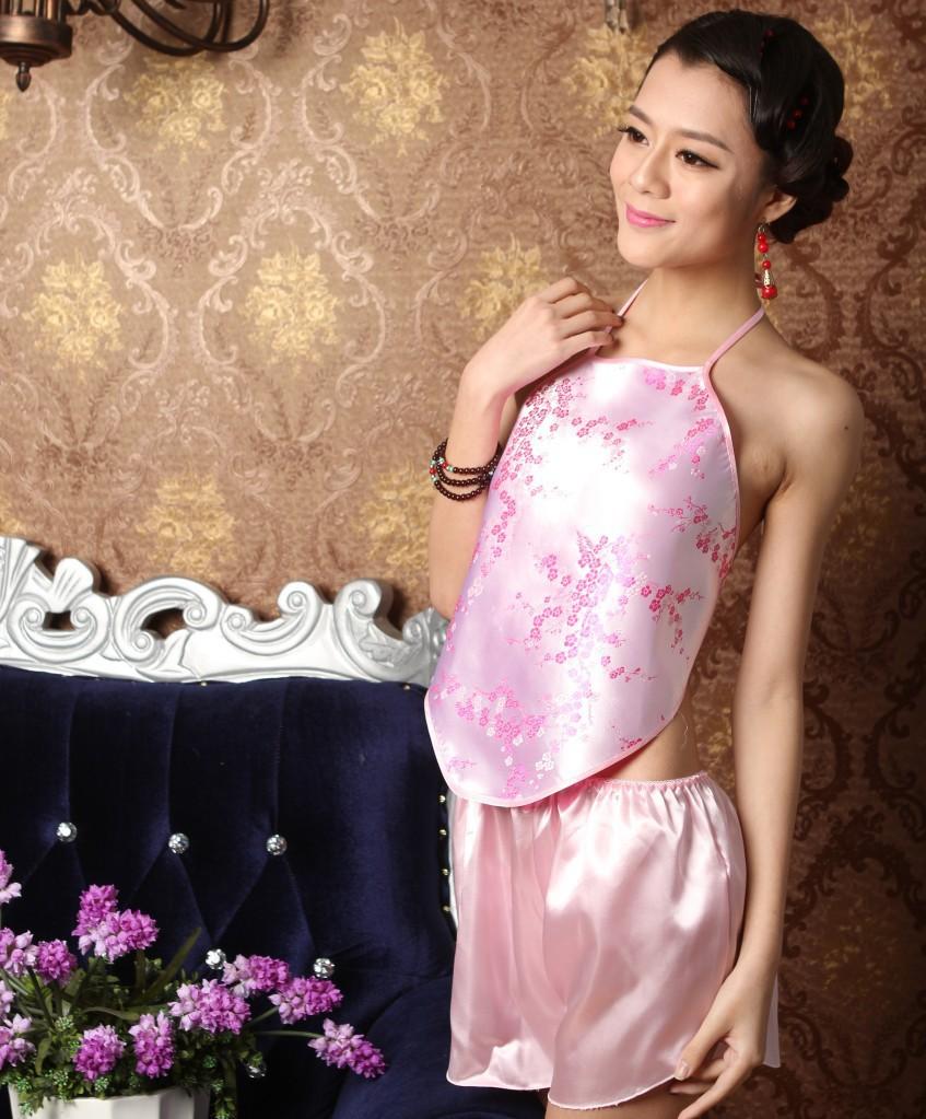 复制_女士成人性感古典红肚兜套装吊带睡衣诱惑本.jpg