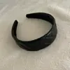 Diadema Redonda Simple de Cuero Estilo Francés Retro Moda Versátil Temperamento Diadema Nicho de Alta Gama Personalidad Accesorio para el Cabello para Mujeres