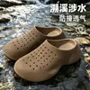 Zuecos de Diseño 3D para Mujer 2026 Nuevo Verano Suela Gruesa que Aumenta la Altura Uso en Exteriores Antideslizantes Anti-Olor Sandalias Cerradas para Pareja
